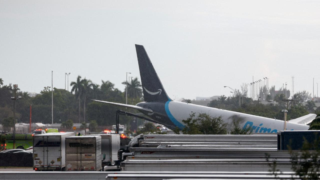 Amazon, Miami'deki Ölümlü Uçak Kazasının Ardından 21 Air İle Çalışmayı Durdurdu