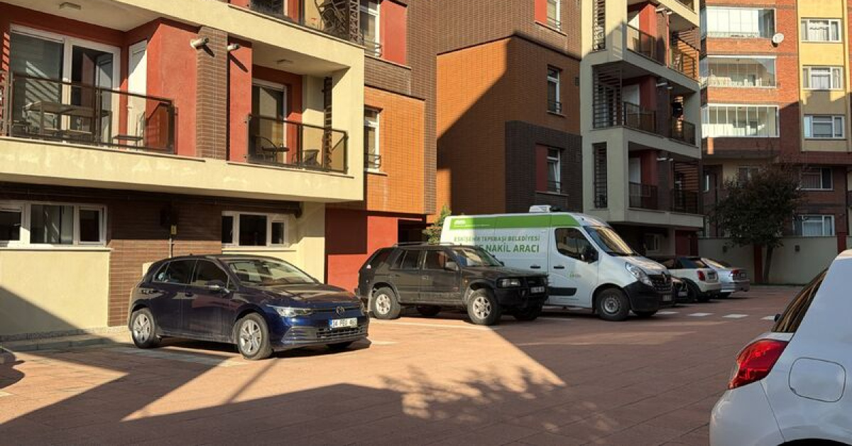 Eskişehir'de Öğretmenevi Müdür Yardımcısı Evinde Ölü Bulundu