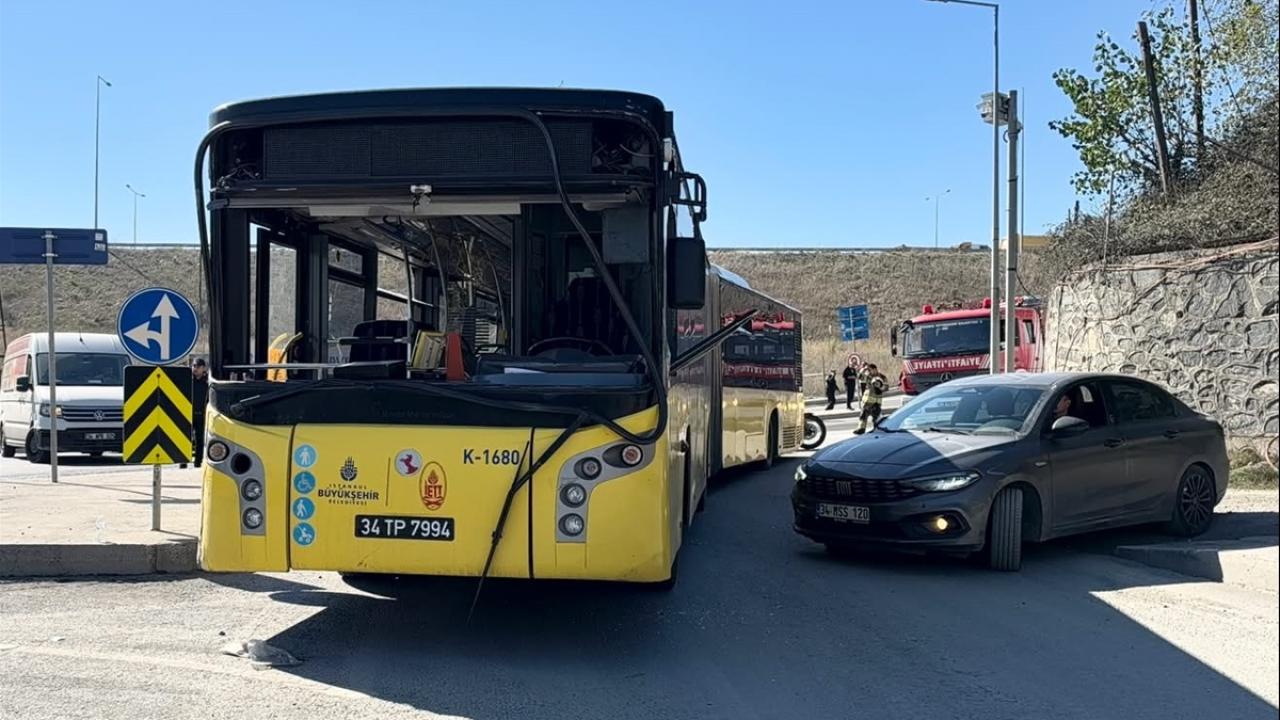 Sultangazi'de İETT Otobüsü Kazası: 4 Yolcu Yaralandı