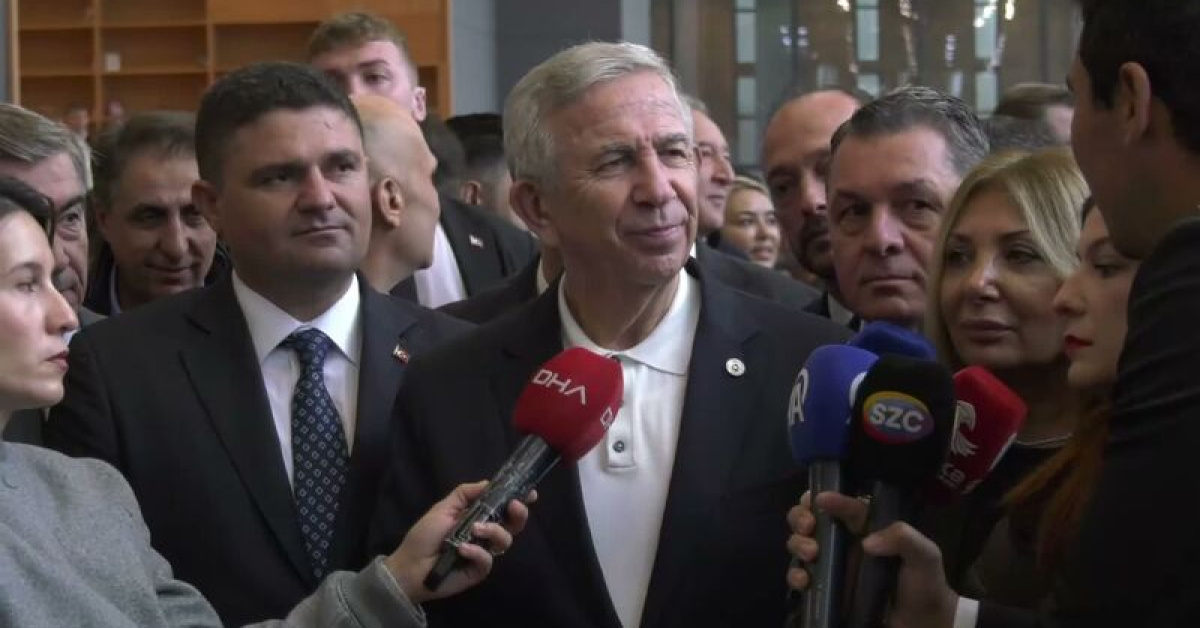 Mansur Yavaş'tan parti değiştiren belediye başkanlarına tepki