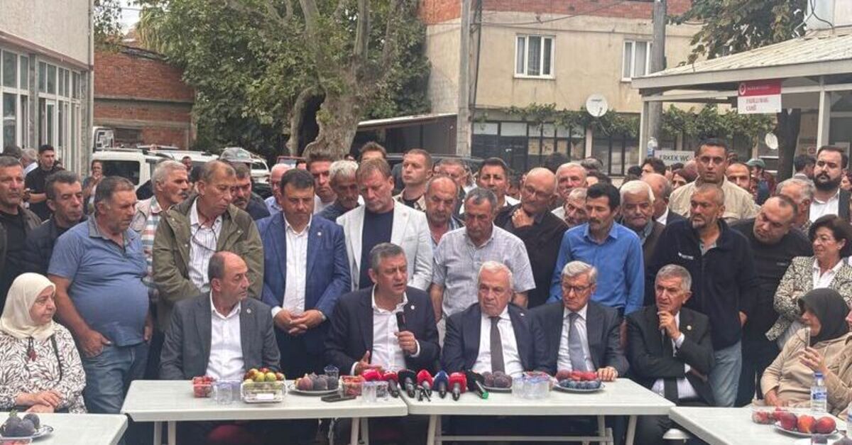 Özgür Özel'den parti ismi açıklaması: Değiştirtmeyiz