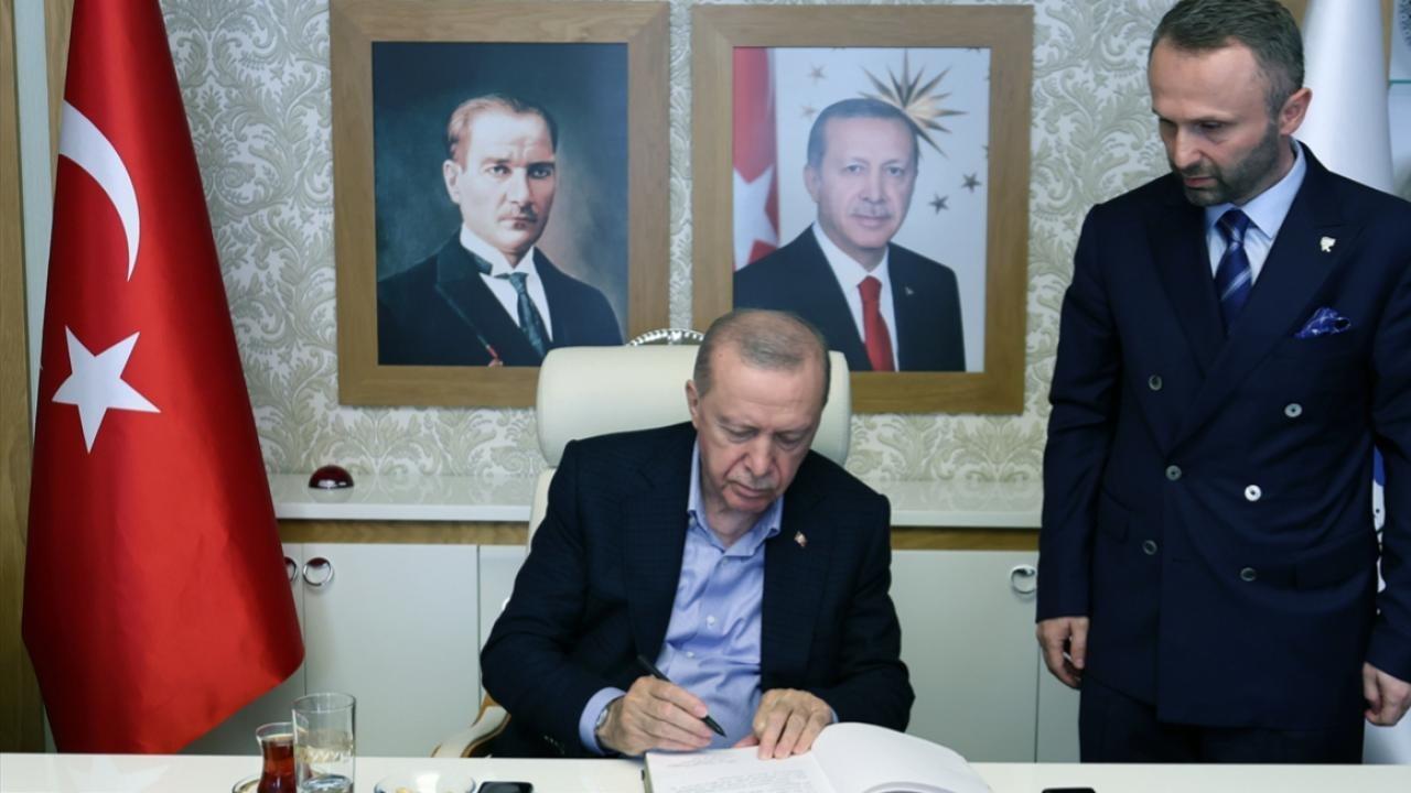 Cumhurbaşkanı Erdoğan'dan Üniversite Ziyareti