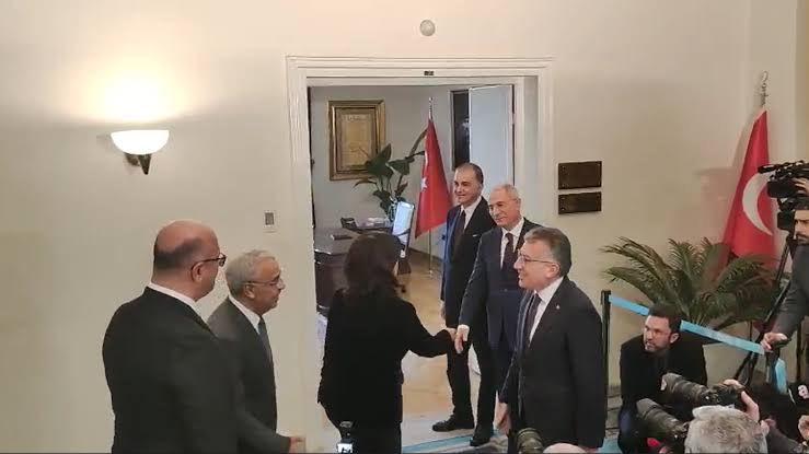 AK Parti ve DEM Parti heyetleri Meclis'te görüştü