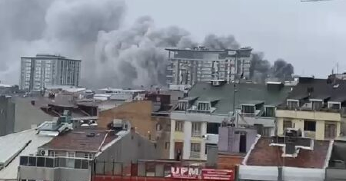 Bayrampaşa Baltaş Sanayi Sitesi'nde Yangın Çıktı