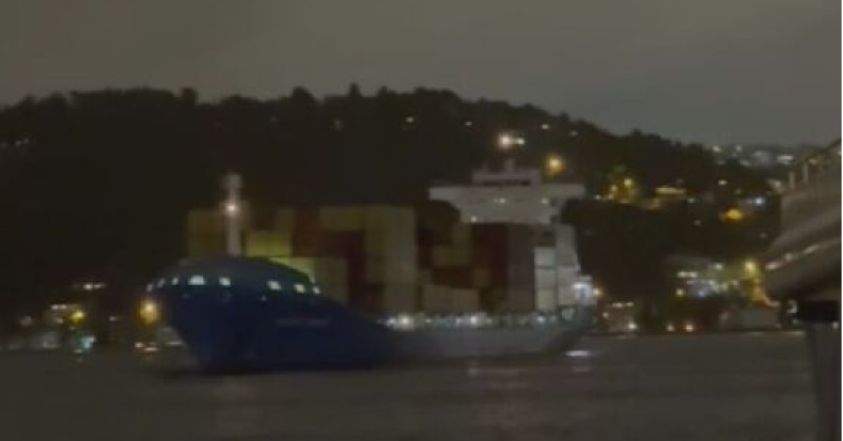 İstanbul Boğazı'nda sürüklenen Bilbao Trader gemisi kurtarıldı