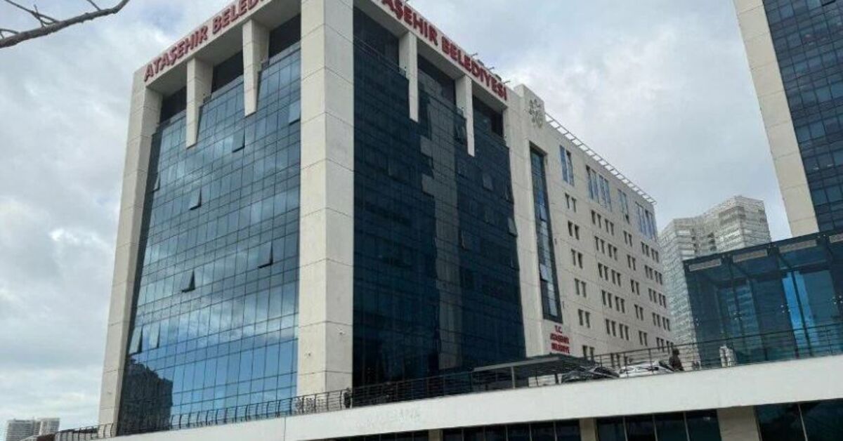 Ataşehir'de 6 CHP'li meclis üyesi AK Parti'ye katıldı