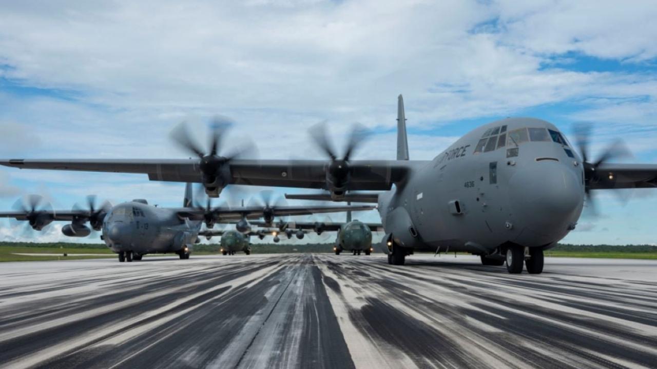 Türkiye Birleşik Krallık'tan 12 adet C-130J uçağı alıyor