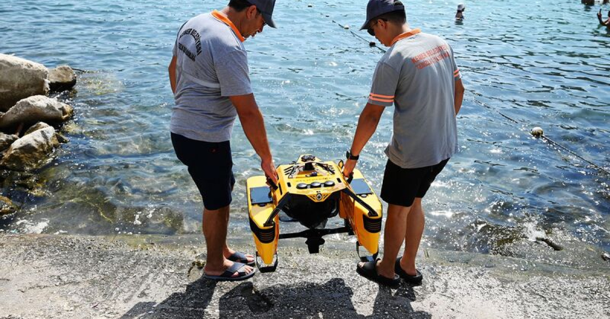 Çöp Kapar sistemi Kemer koylarında deniz temizliğine başladı