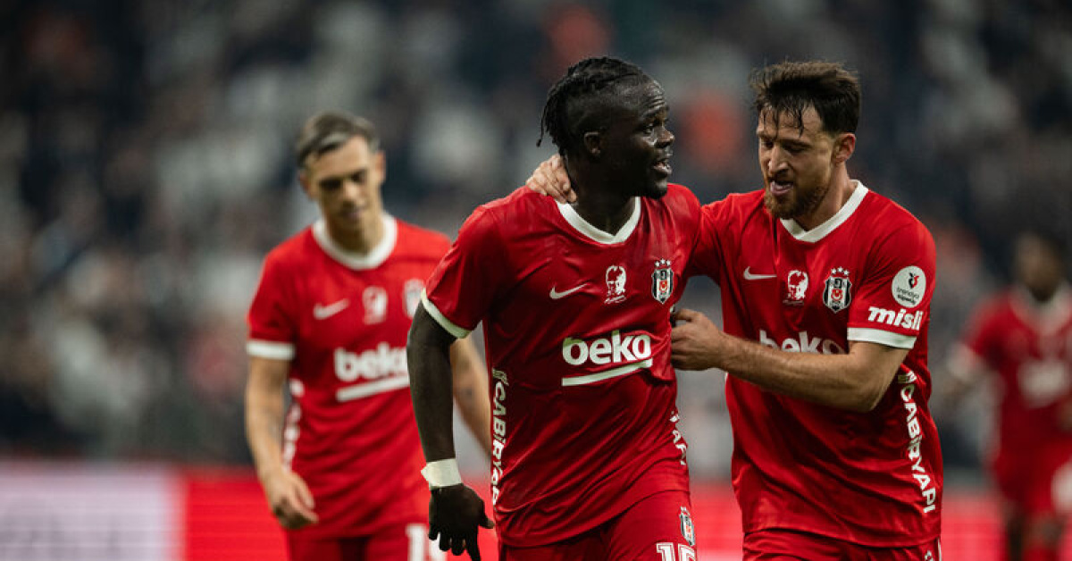 Junior Olaitan: Başakşehir Maçında Reaksiyon Vermek İstiyorduk