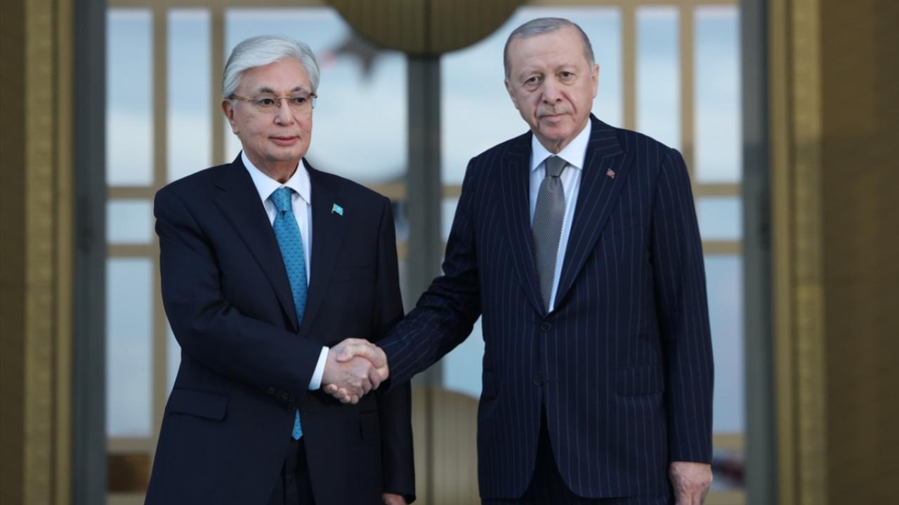 Erdoğan ve Tokayev Külliye'de Görüştü: COP31 Daveti