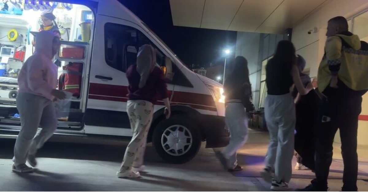 Burdur'da KYK yurdunda zehirlenme: 52 öğrenci hastaneye kaldırıldı